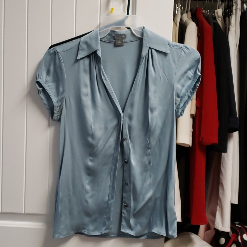 Women's blouse